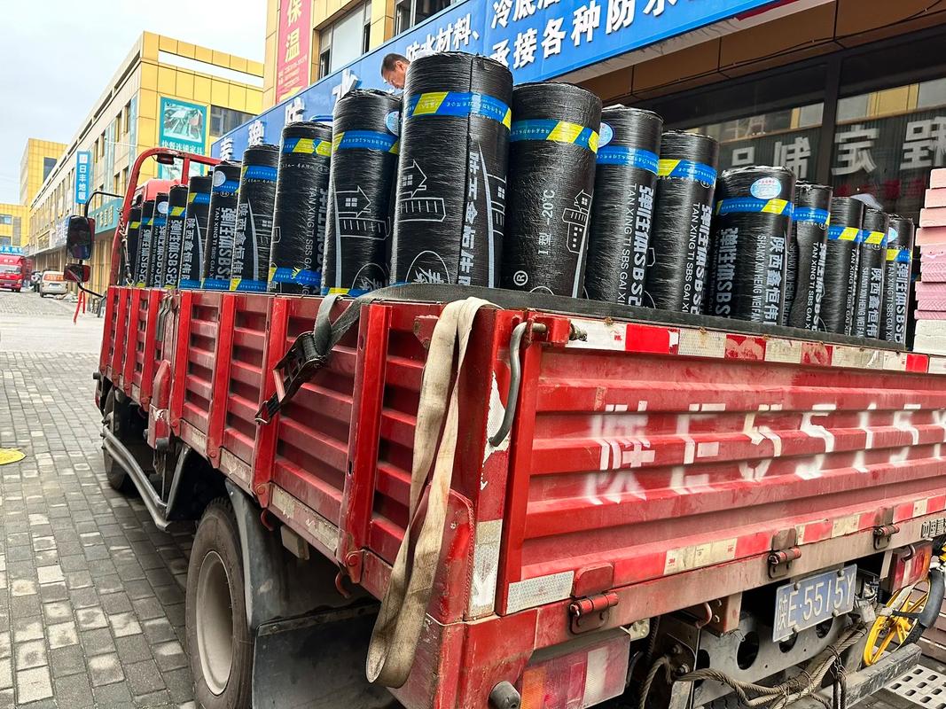 3毫米沙面聚酯胎防水卷材 專(zhuān)業(yè)制造商，品質(zhì)保障，全國(guó)發(fā)貨